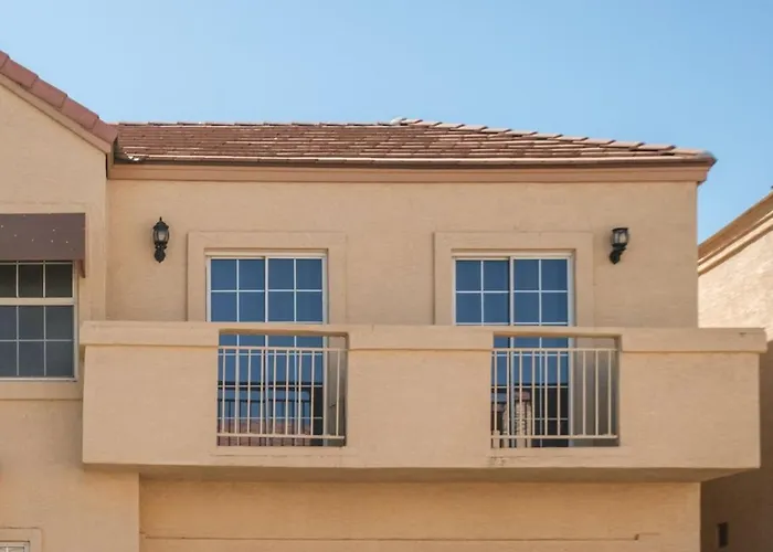 Apartment Lux 7 Mins To Dignity Health & Phoenix Airport 3br 2&a Half Bath *